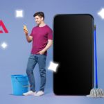 Uma mão segurando um smartphone mostrando uma lista de aplicativos selecionados para exclusão, com um menu de classificação definido como “Menos usados” e uma lixeira chamada “Desinstalar aplicativos” em segundo plano.