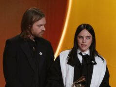 Finneas chama ‘velhos brancos poderosos indignados’ com discurso de Billie Eilish no Grammy Finneas chama ‘velhos brancos poderosos indignados’ com discurso de Billie Eilish no Grammy