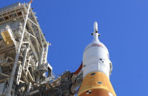 Foguete lunar da NASA atingido por novo problema, colocando em risco o lançamento de março com astronautas Yahoo news home