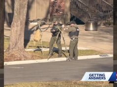 ‘Foi assustador’: vizinhos descrevem a cena do impasse de uma hora em Overland Park Yahoo news home