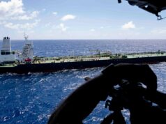 Forças dos EUA interditam outro navio-tanque fugitivo no Oceano Índico Forças dos EUA interditam outro navio-tanque fugitivo no Oceano Índico