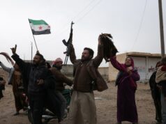 Forças sírias posicionadas em Hasakah sob acordo de cessar-fogo com SDF Forças sírias posicionadas em Hasakah sob acordo de cessar-fogo com SDF