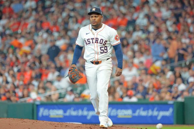 Framber Valdez está assinando com os Tigres.