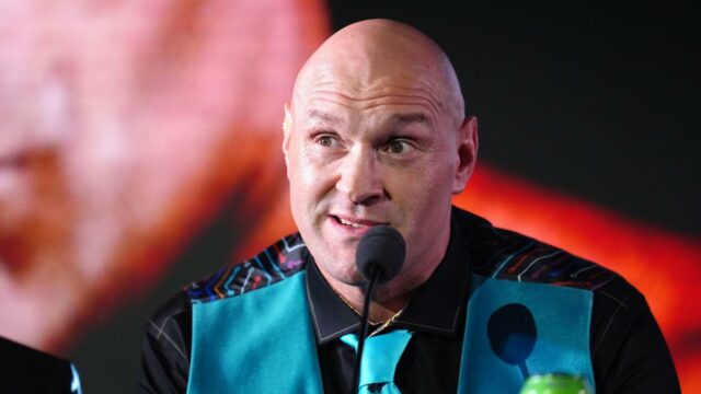 Fury diz que a tragédia de Joshua o motivou a lutar novamente
