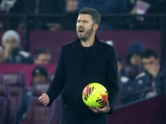 Gary Lineker identifica no que Michael Carrick ‘precisa trabalhar’ após o problema do Man Utd que foi causado ‘pela primeira vez’ Gary Lineker identifica no que Michael Carrick ‘precisa trabalhar’ após o problema do Man Utd que foi causado ‘pela primeira vez’