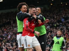 Gary Neville destaca a importância de Benjamin Sesko e quatro estrelas do Man Utd na partida do Fulham, ‘qualquer torcedor do United…’ Gary Neville destaca a importância de Benjamin Sesko e quatro estrelas do Man Utd na partida do Fulham, 'qualquer torcedor do United…'
