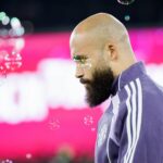 Gary Neville e Ian Wright concordam plenamente sobre a temporada de estreia de Bryan Mbeumo no Man Utd