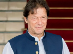 Gavaskar, Dev e 12 ex-capitães buscam tratamento médico justo para Imran Gavaskar, Dev e 12 ex-capitães buscam tratamento médico justo para Imran