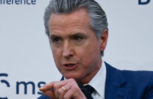 Gavin Newsom nomeia o primeiro republicano que ‘me assusta quase mais do que Trump’ Yahoo news home