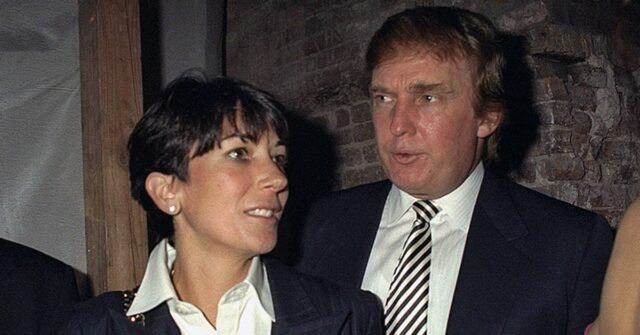 Ghislaine Maxwell e Donald Trump em uma festa em 1997.