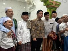 Gibran ‘Kultum’ na Mesquita Manggarai: Resgatar diploma – Não posso pagar as mensalidades, venha ao gabinete do vice-presidente Gibran 'Kultum' na Mesquita Manggarai: Resgatar diploma - Não posso pagar as mensalidades, venha ao gabinete do vice-presidente