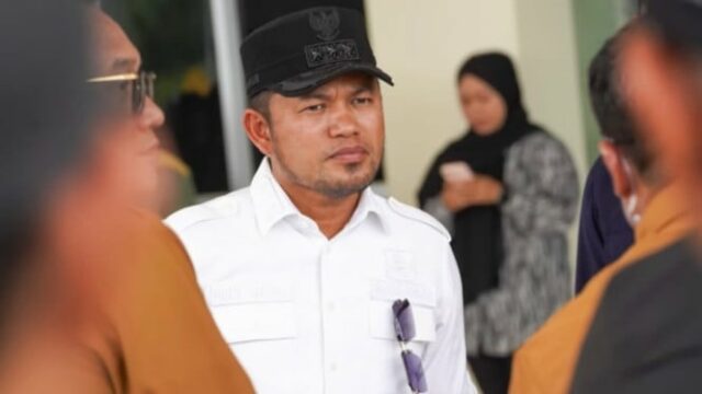 Golkar pulveriza governador de Kalimantan Oriental em Rp. 8,5 bilhões de carros oficiais: ouça a voz do povo!
