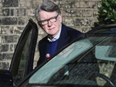 Governo do Reino Unido revelará documentos do ex-embaixador Mandelson ligados à investigação de Jeffrey Epstein Governo do Reino Unido revelará documentos do ex-embaixador Mandelson ligados à investigação de Jeffrey Epstein