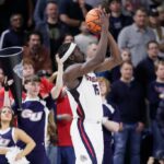 Graham Ike marca 30 pontos para estragar a candidatura frustrada de Saint Mary ao sexto lugar, Gonzaga