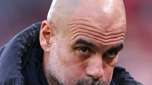 Guardiola, do Man City, ignora especulações de título e pede mais consistência
