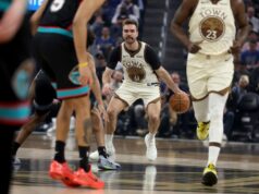 Gui Santos e Brandin Podziemski se esforçam em vitória emocionante sobre o Grizzlies Gui Santos e Brandin Podziemski se esforçam em vitória emocionante sobre o Grizzlies