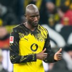 Guirassy marca dois gols na vitória do Dortmund sobre o Heidenheim e reduz a vantagem do Bayern na Bundesliga para 6 pontos