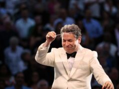 Gustavo Dudamel entrega sua ‘carta de amor a Los Angeles’ em seu último verão no Hollywood Bowl Gustavo Dudamel entrega sua ‘carta de amor a Los Angeles’ em seu último verão no Hollywood Bowl