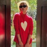 Halle Berry esquece as calças na armadilha da sede do Dia dos Namorados e mais fotos de estrelas