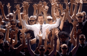 Harry Styles traz disco para o BRIT Awards com a primeira apresentação de ‘Aperture’ Harry Styles traz disco para o BRIT Awards com a primeira apresentação de ‘Aperture’