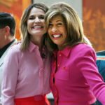 Uma imagem dividida de Donald Trump (à esquerda) e Savannah Guthrie com sua mãe Nancy (à direita)