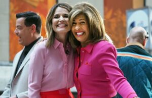 Hoda Kotb substitui Savannah Guthrie em meio à busca pela mãe Nancy: ‘Território desconhecido’ Uma imagem dividida de Donald Trump (à esquerda) e Savannah Guthrie com sua mãe Nancy (à direita)