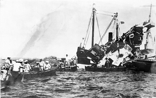 Hoje na História: 15 de fevereiro, USS Maine explode no porto de Havana

