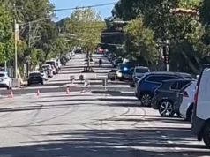 Homem é preso após ameaça de bomba ao lado de duas escolas em Melbourne Homem é preso após ameaça de bomba ao lado de duas escolas em Melbourne