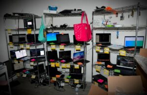 Homem ucraniano preso por roubo de identidade que ajudou norte-coreanos a conseguir empregos em empresas dos EUA Site da Upsellwork, no momento de sua apreensão pelo FBI em 2024.