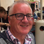 Homem vai ao pronto-socorro depois de não conseguir ler seus e-mails e recebe um diagnóstico chocante