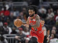 Hornets e Bulls alteram negociação após revelação de lesão de Coby White Coby White #0 do Chicago Bulls dribla a bola contra o Milwaukee Bucks durante o primeiro quarto no Fiserv Forum em 3 de fevereiro de 2026 em Milwaukee, Wisconsin.