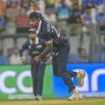 IND x EUA: Netravalkar registra os números de boliche mais caros da história da Copa do Mundo T20