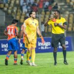 ISL 2025-26: Nenhum cartão vermelho para o goleiro do Inter Kashi, Lluis Tarres, jogador disponível para o confronto com o Odisha FC