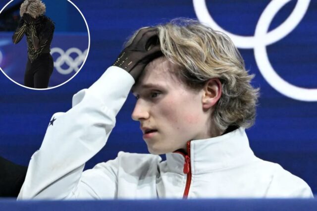 Ilia Malinin reagindo na área do beijo e do choro depois de competir na final da patinação artística individual masculina de patinação livre nos Jogos Olímpicos de Inverno de 2026.