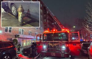 Incêndio em apartamento em Nova York mata 1 pessoa depois que a batalha dos bombeiros para extinguir o incêndio diminuiu devido ao hidrante bloqueado Incêndio em apartamento em Nova York mata 1 pessoa depois que a batalha dos bombeiros para extinguir o incêndio diminuiu devido ao hidrante bloqueado