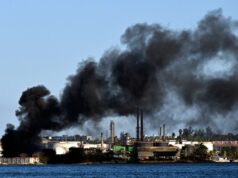 Incêndio na refinaria de petróleo de Havana à medida que a crise de combustível em Cuba se aprofunda Incêndio na refinaria de petróleo de Havana à medida que a crise de combustível em Cuba se aprofunda