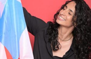 Intérprete de linguagem de sinais de Bad Bunny no programa do intervalo e deixando Porto Rico orgulhoso: ‘Somos uma ilha pequena, mas lutamos muito’ Intérprete de linguagem de sinais de Bad Bunny no programa do intervalo e deixando Porto Rico orgulhoso: 'Somos uma ilha pequena, mas lutamos muito'