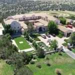 Zorro Ranch, uma das propriedades do financista Jeffrey Epstein, visto em uma vista aérea perto de Stanley, Novo México, EUA, em 15 de julho de 2019.