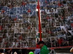 Irã e EUA discutem enquanto a diáspora organiza comícios no exterior pedindo ação Irã e EUA discutem enquanto a diáspora organiza comícios no exterior pedindo ação