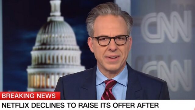 Jake Tapper, da CNN, dá notícias sobre a controladora da Paramount Buying Network, WBD, ao vivo no ar: 'Isso afeta todo mundo que estou olhando agora no estúdio'
