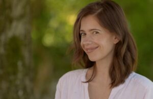 James Ivory produziu ‘Her Song’ com Kalki Koechlin para abrir o Cinequest (EXCLUSIVO) James Ivory produziu 'Her Song' com Kalki Koechlin para abrir o Cinequest (EXCLUSIVO)