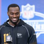 Running back Jeremiyah Love of the Notre Dame Fighting Irish.