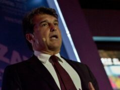 Joan Laporta renuncia ao cargo de presidente do Barcelona Joan Laporta renuncia ao cargo de presidente do Barcelona