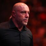 Joe Rogan diz que Warren Buffett e George Soros 'não são tão bons quanto' o marido de Nancy Pelosi no mercado de ações e acha que os políticos 'sabem alguma coisa'