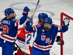 Jogador da NHL é considerado ‘Benedict Arnold’ em meio à disputa olímpica de hóquei entre EUA e Canadá Joy Dunne