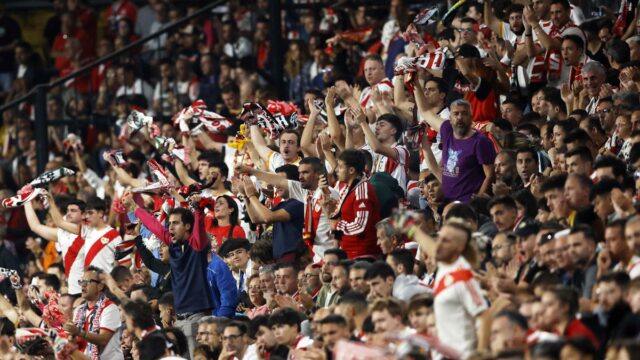 Jogo Rayo Vallecano x Real Oviedo La Liga adiado devido a condições de jogo inseguras
