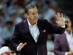 John Calipari, do Arkansas, envia mensagem para vários All-Stars da NBA João Calipari