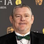 John Davidson aborda gritos de calúnia racial devido à síndrome de Tourette nos BAFTAs: Leia a declaração completa