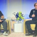 Jon Favreau provoca detalhes de The Mandalorian e Grogu no evento de brinquedos Star Wars