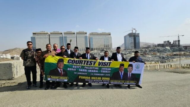 Juventude da Mesquita Mundial propõe que a vila RI Haji Juventude da Mesquita Mundial propõe que a vila RI Haji em Meca seja chamada de 'Vila Prabowo Haji'